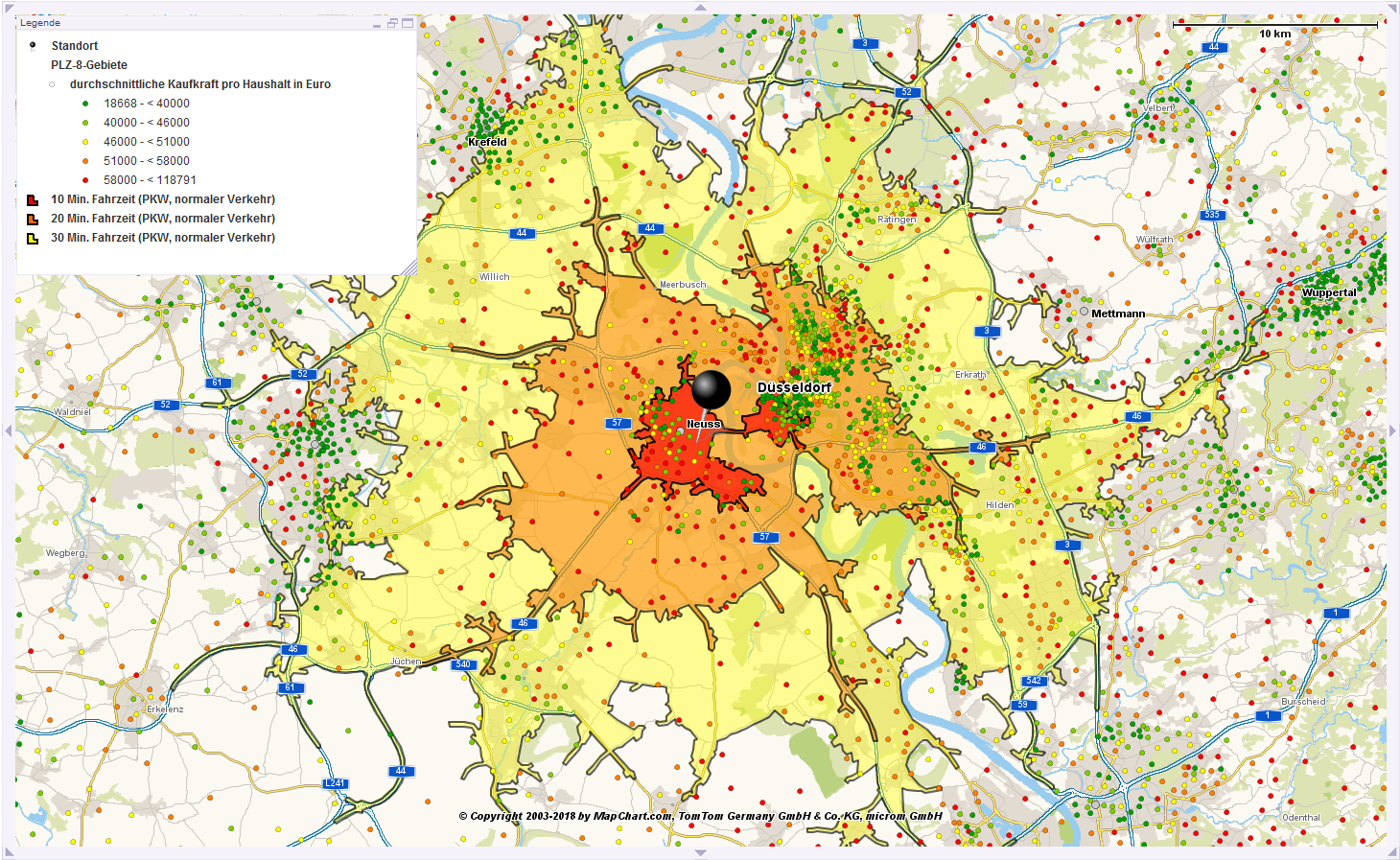 Eine Karte des Großraums Düsseldorf, mit einem auf Neuss zeigenden Standort-Pin. Sie zeigt die durchschnittliche Kaufkraft pro Haushalt in Euro, auf PLZ-8-Ebene als farbige Punkte und Fahrzeitzonen um Neuss in den Farben Rot, Orange und Gelb, was 10, 20 bzw. 30 Minuten Fahrzeit mit dem Auto bei normalem Verkehr entspricht.